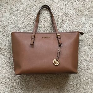 Michael Kors Jet Set Travel Leather Tote
